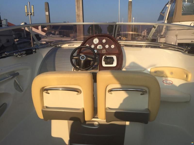 Cranchi Yachts Cranchi 27 CSL