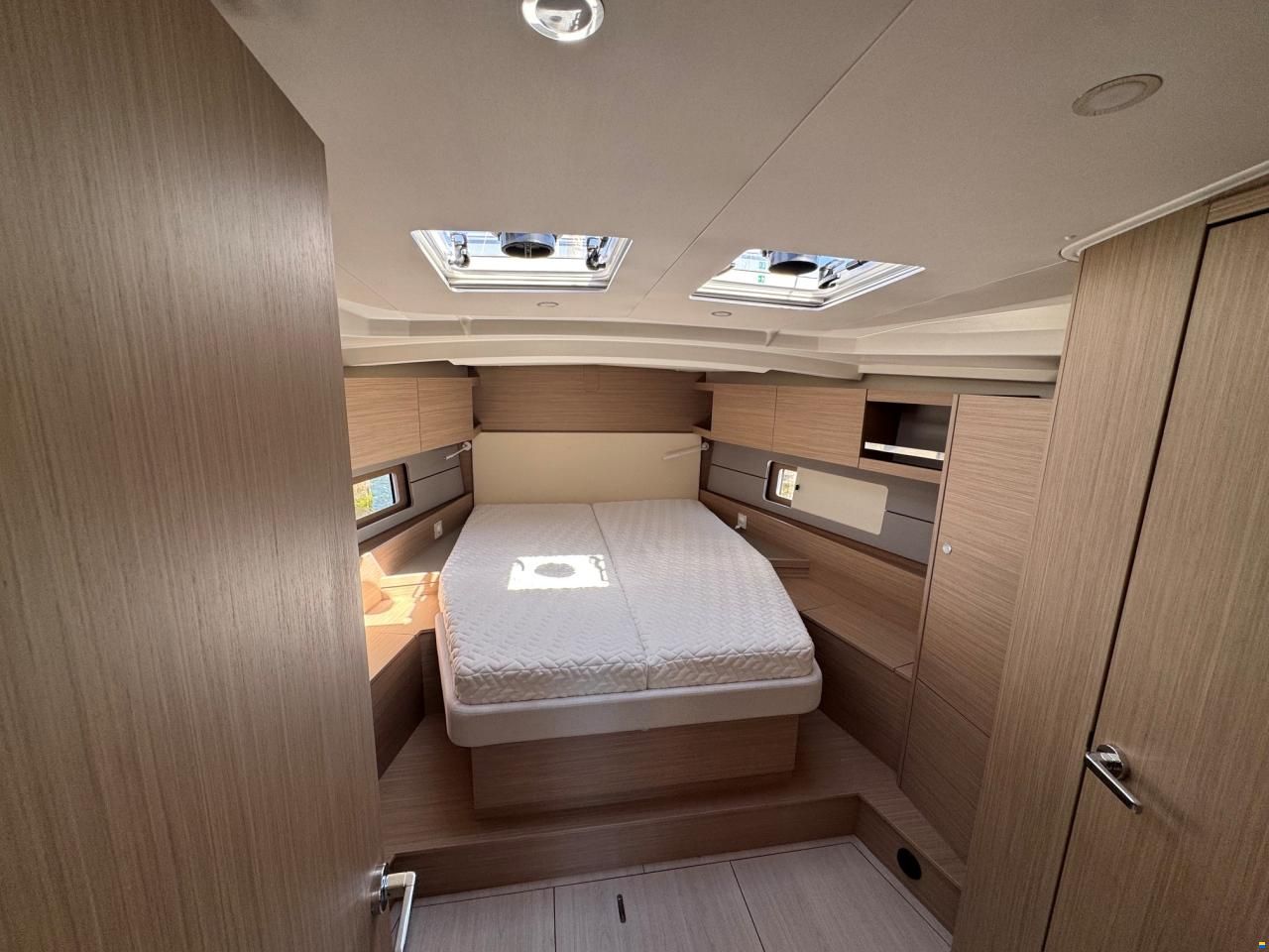 Beneteau Oceanis 47