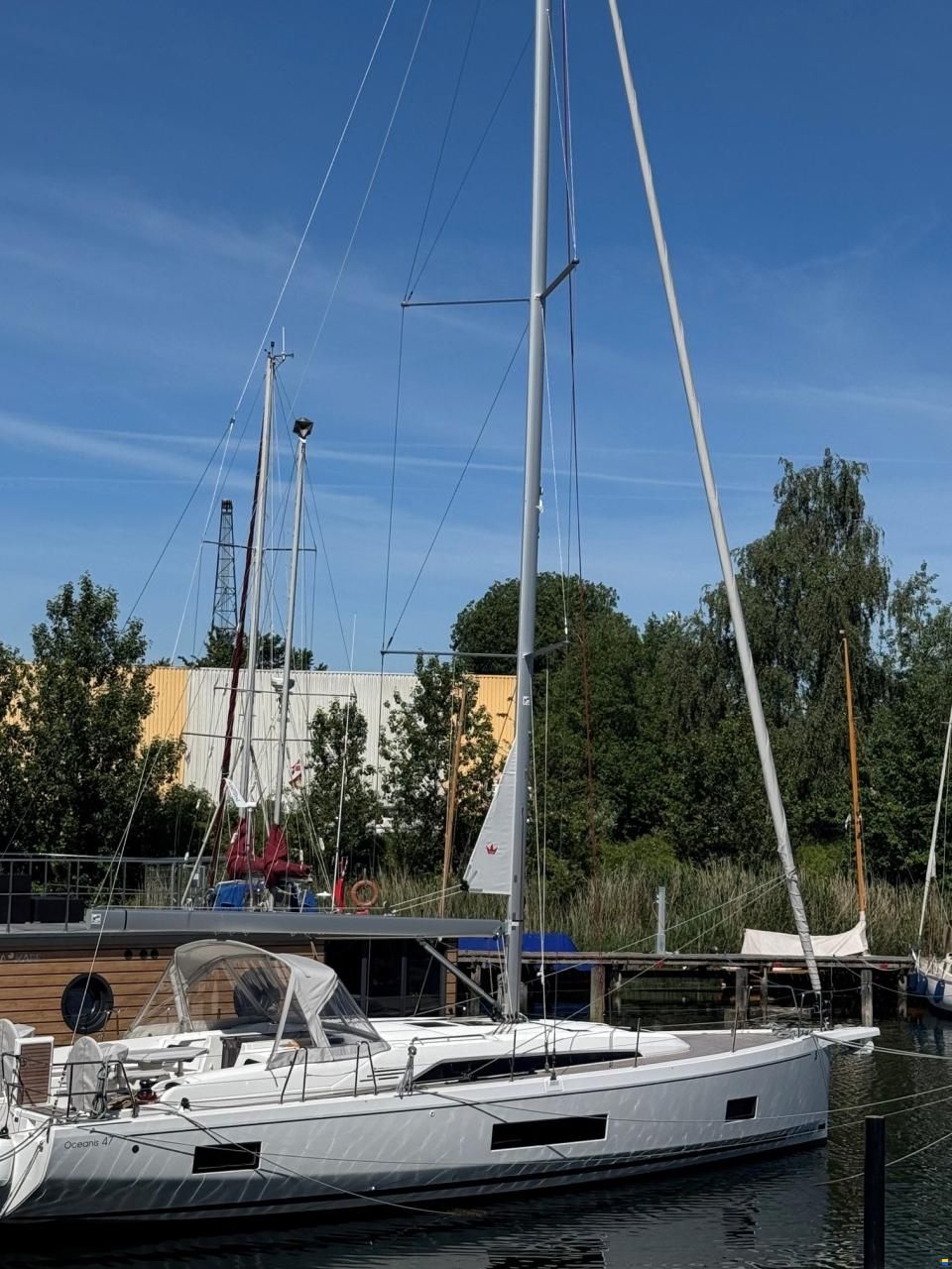 Beneteau Oceanis 47