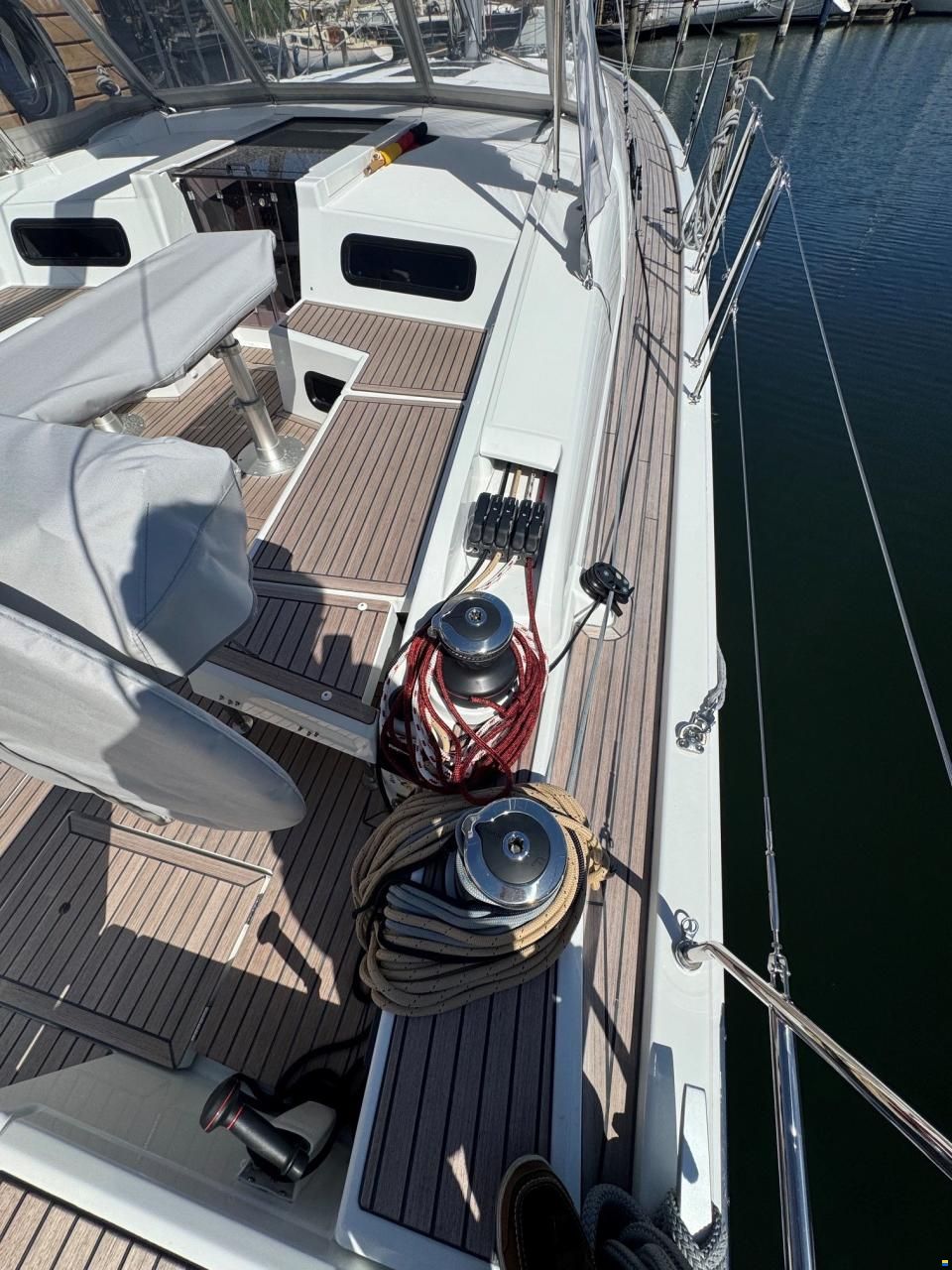 Beneteau Oceanis 47