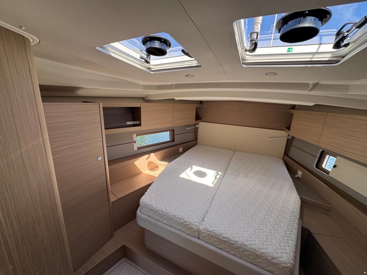 Beneteau Oceanis 47
