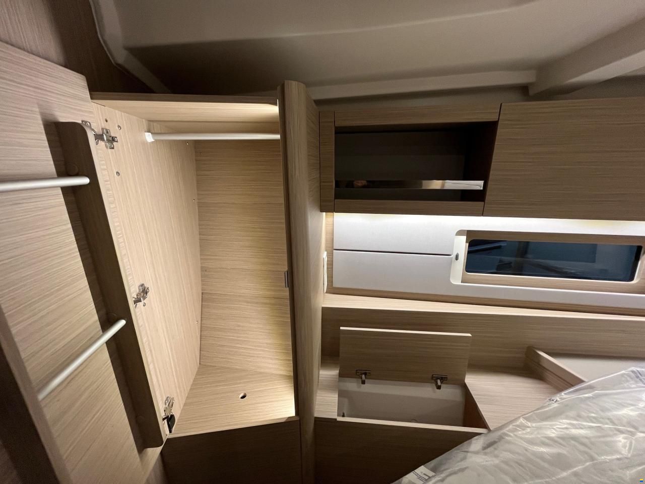 Beneteau Oceanis 47
