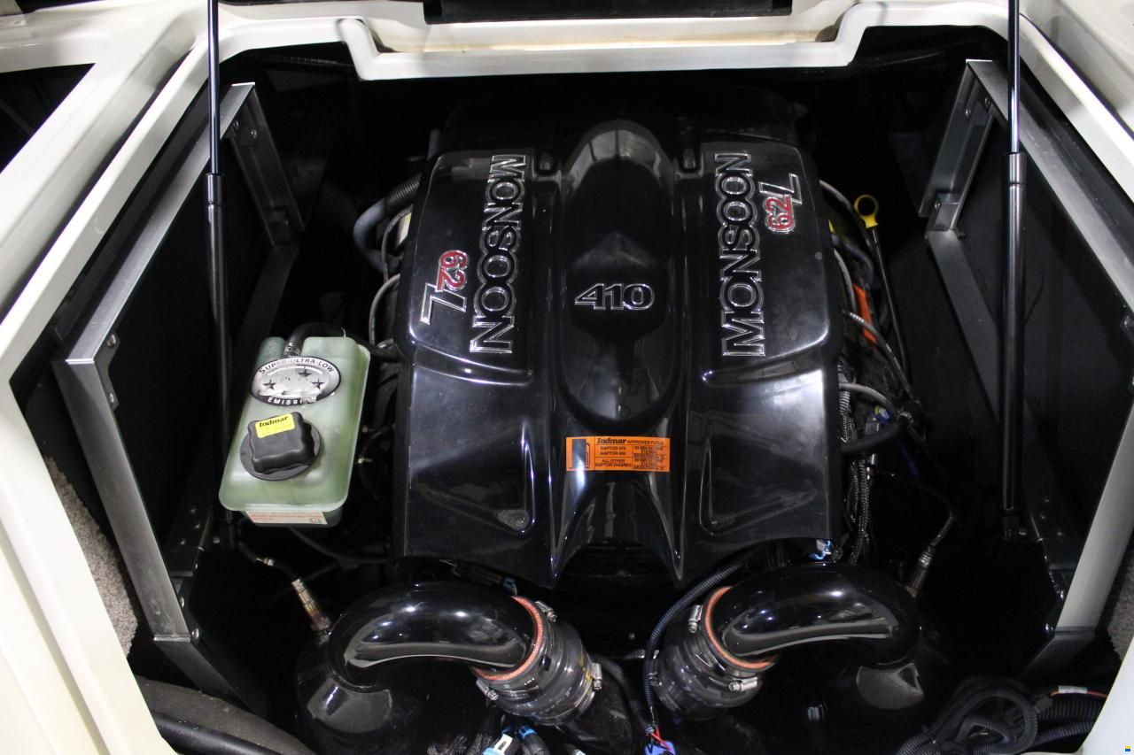 Malibu Wakesetter MXZ22