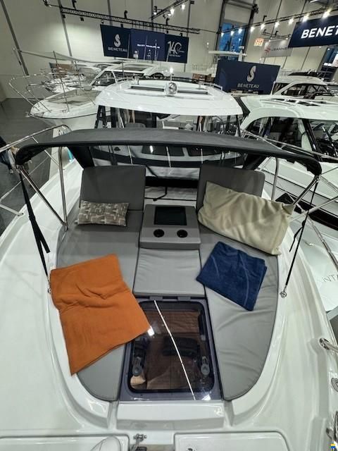 Beneteau Antares 11 OB