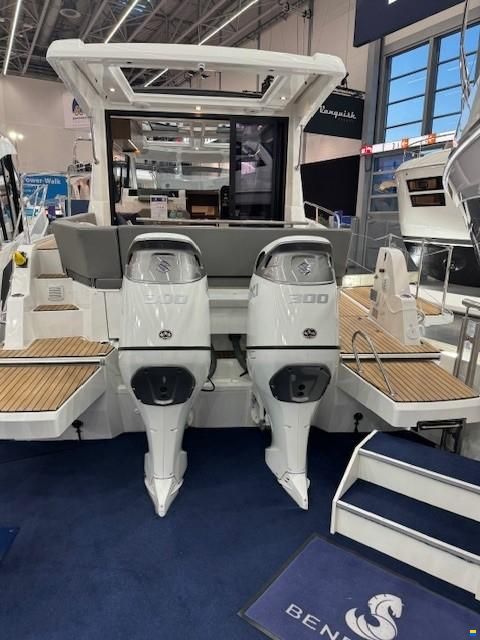 Beneteau Antares 11 OB