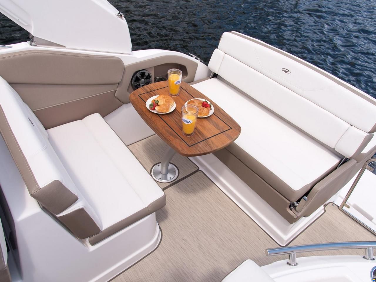 Regal 28 Express Hensa Edition