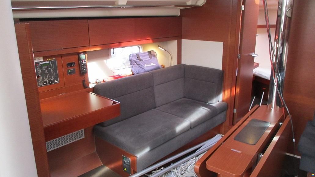 Hanse 418