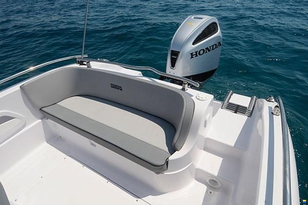 Ranieri H22 Sundeck