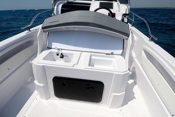 Ranieri H22 Sundeck