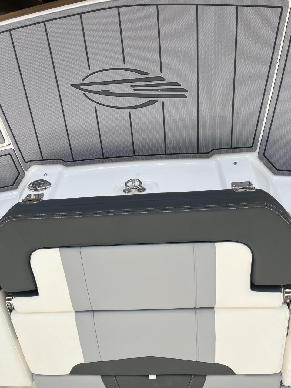 Chaparral 23 SSI