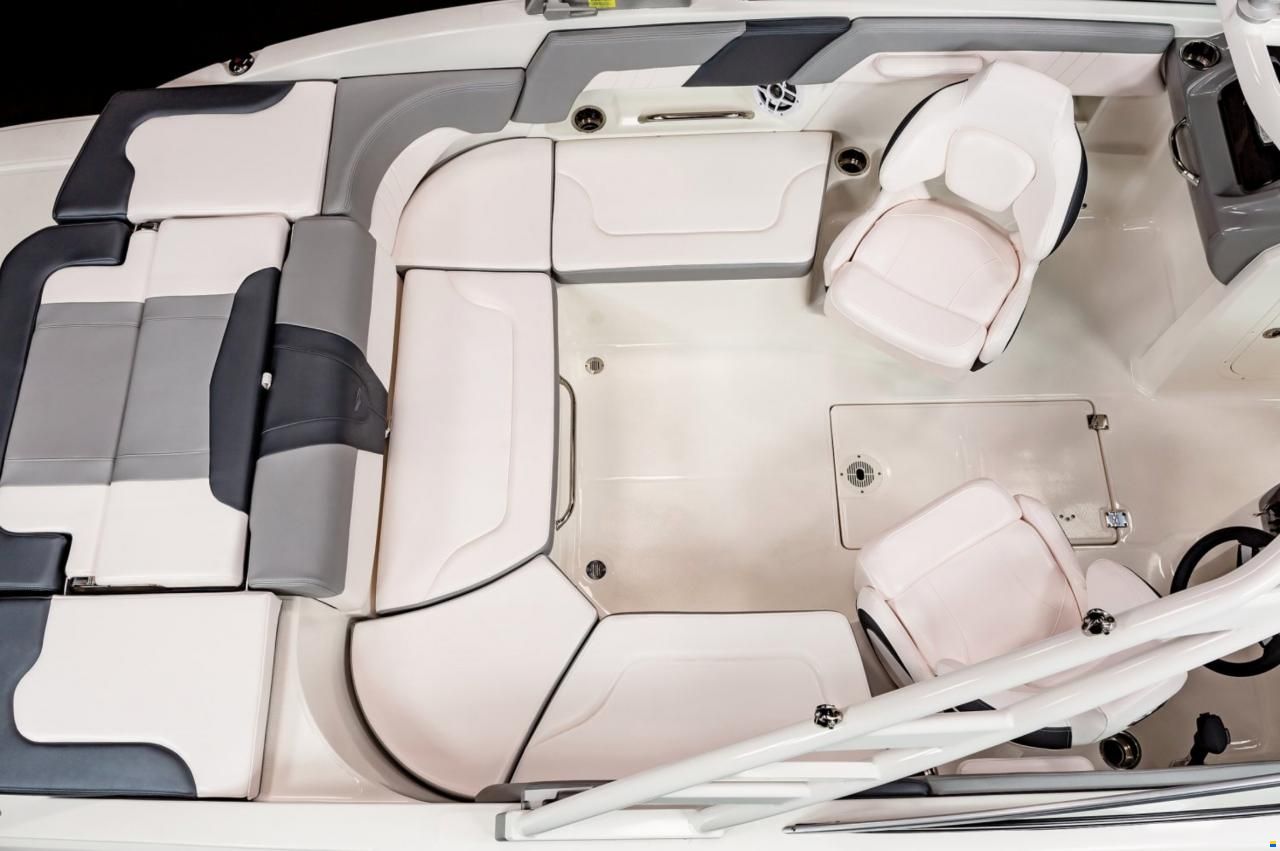 Chaparral 23 SSI