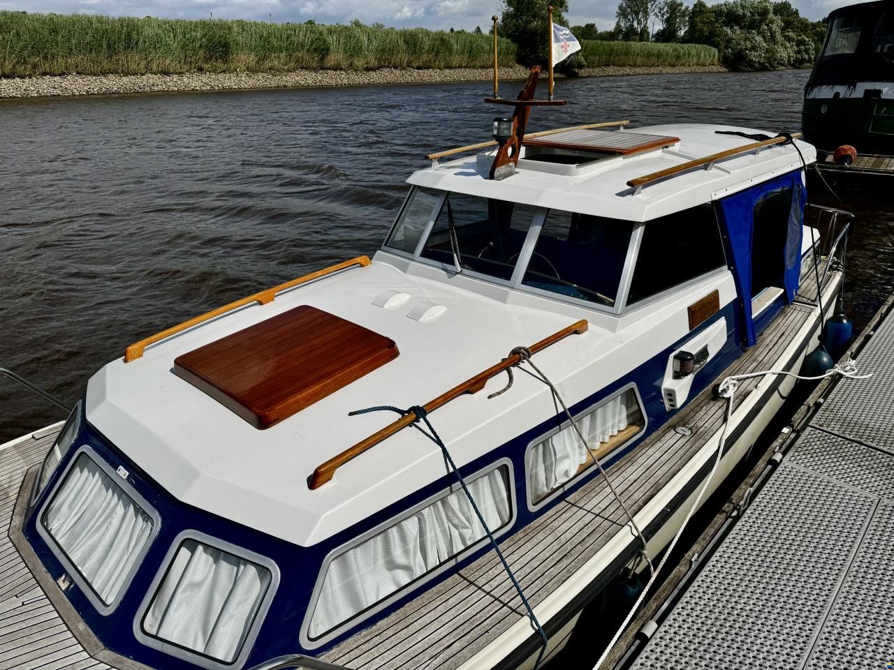 Safir 26
