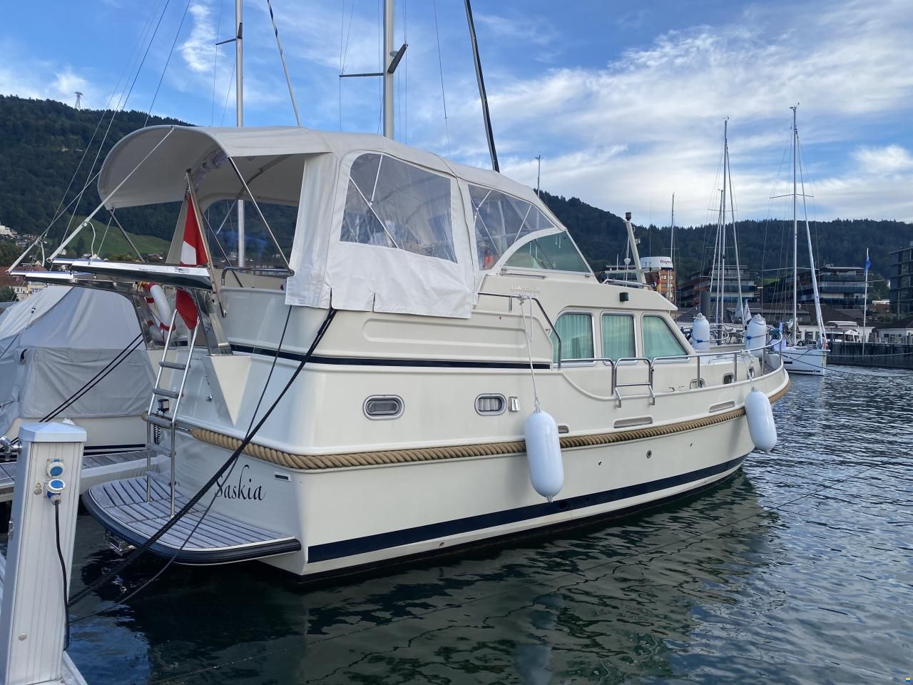 Linssen Grand Sturdy 380AC