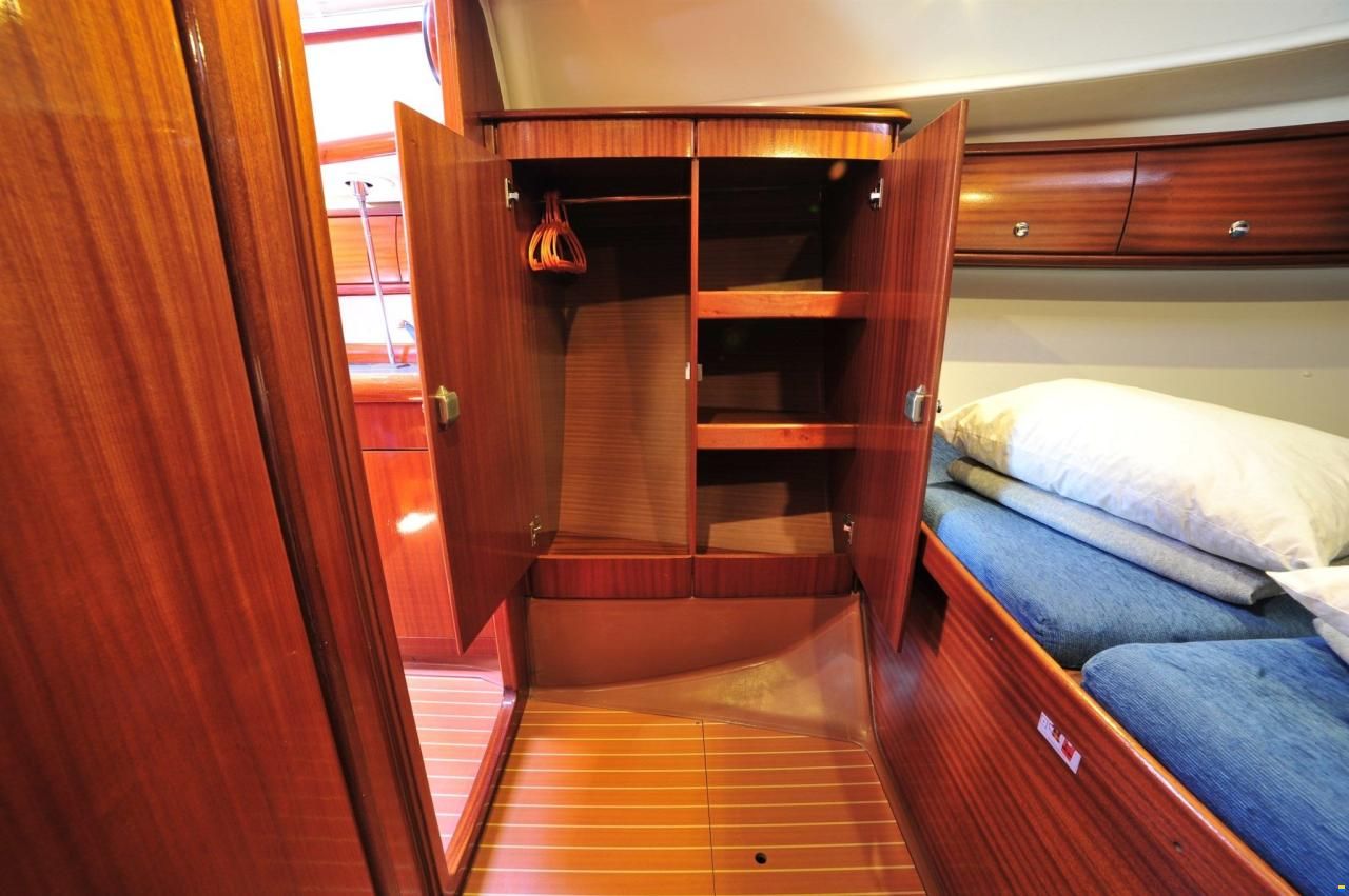 Bavaria 38