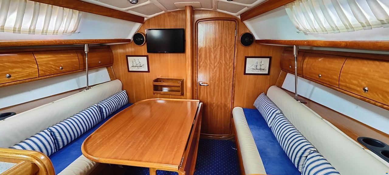 Bavaria 32 Cruiser