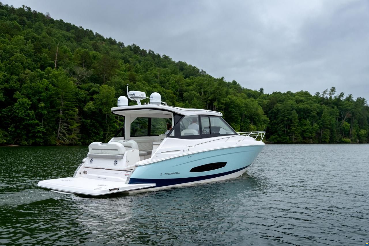 Regal 36 Grande Coupe