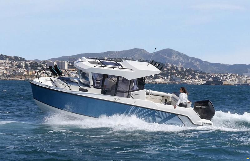 Quicksilver Captur 805 Pilothouse