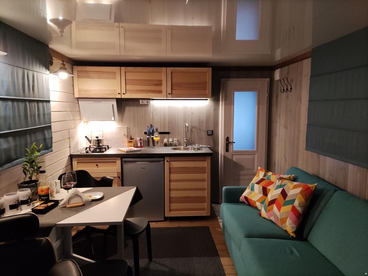 Nordic Season NS 32 Eco 18m2 Houseboat