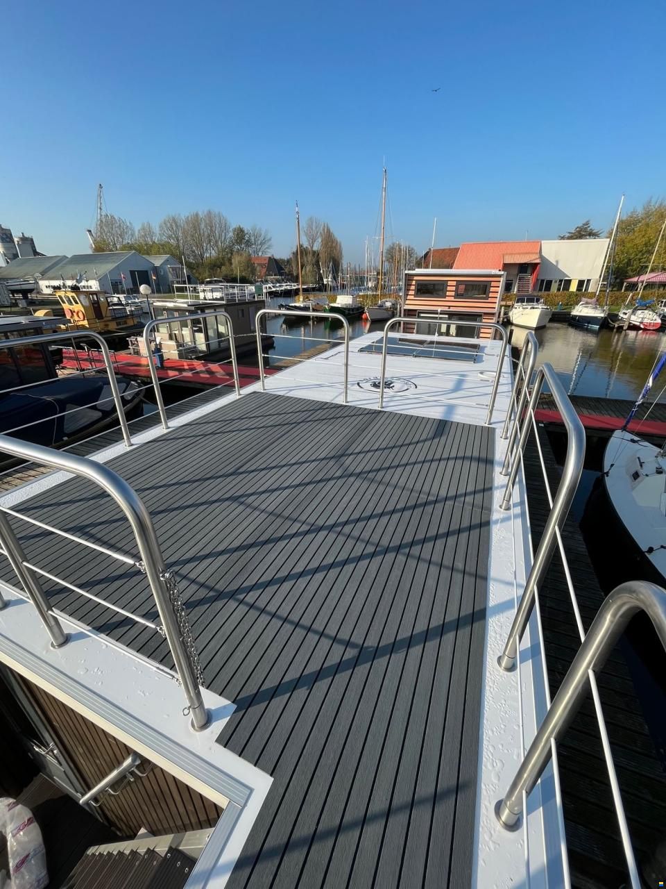 Nordic Season Houseboat NS 36 Eco 23