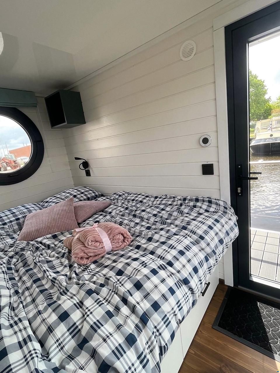 Nordic Season Houseboat NS 36 Eco 23