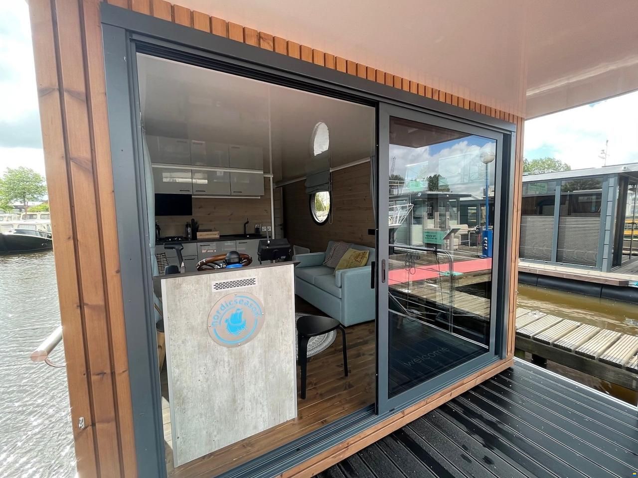Nordic Season Houseboat NS 36 Eco 23