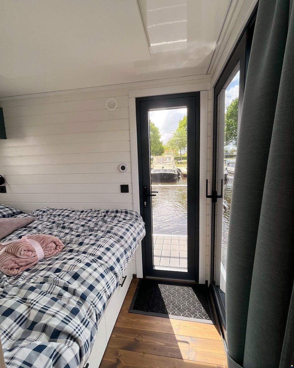 Nordic Season Houseboat NS 36 Eco 23