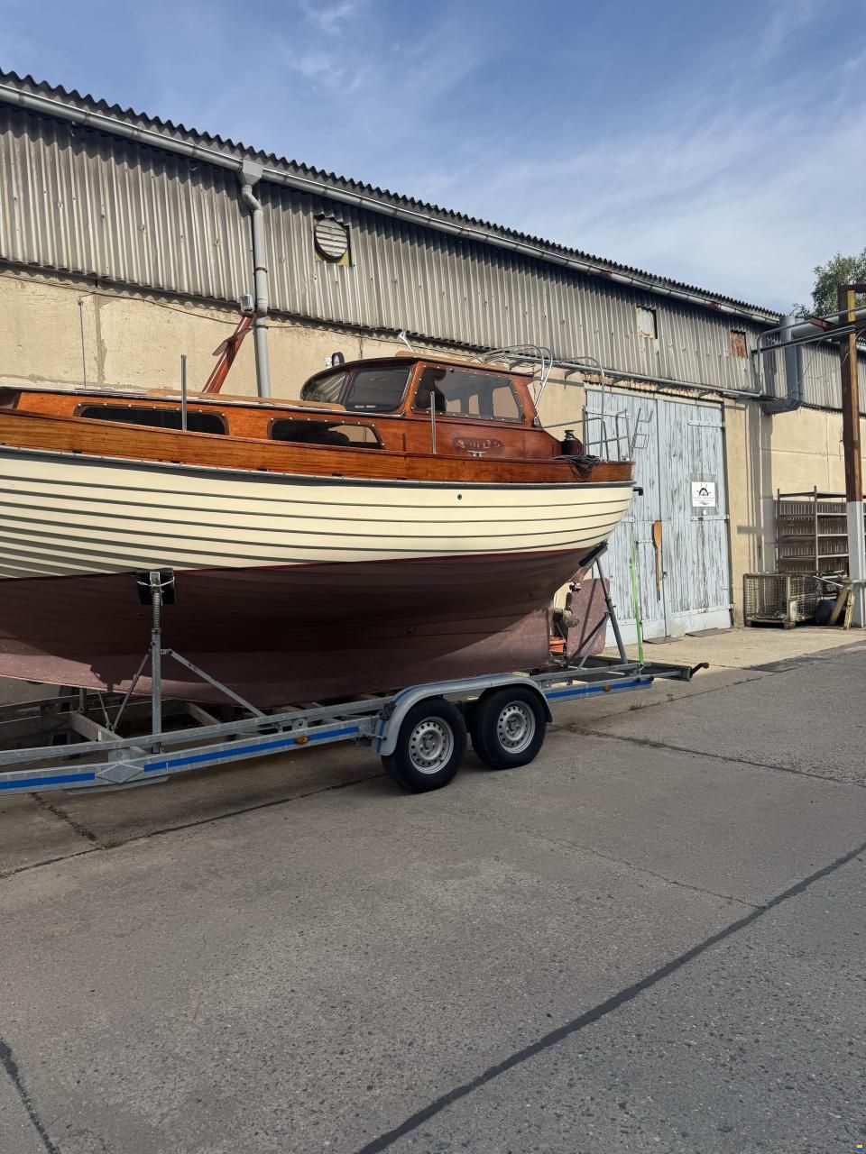 Jutahela Marina 75