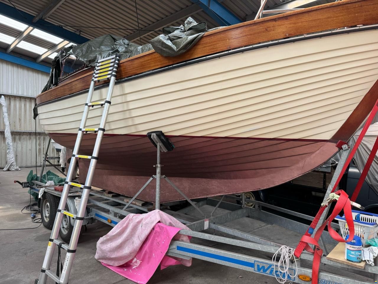 Jutahela Marina 75
