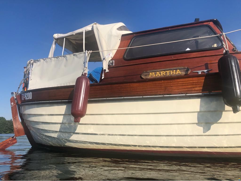 Jutahela Marina 75