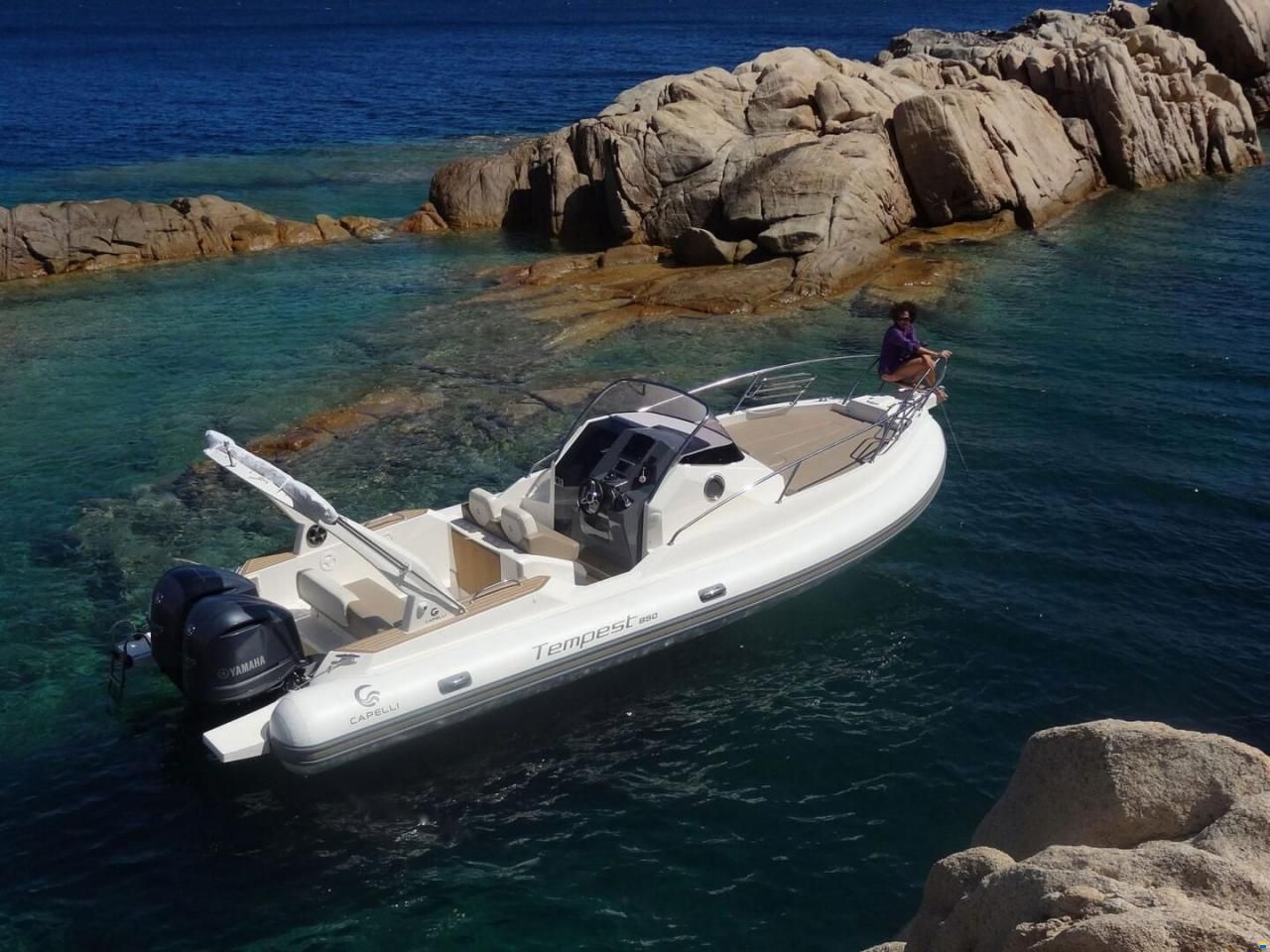 Capelli Tempest 850 WA