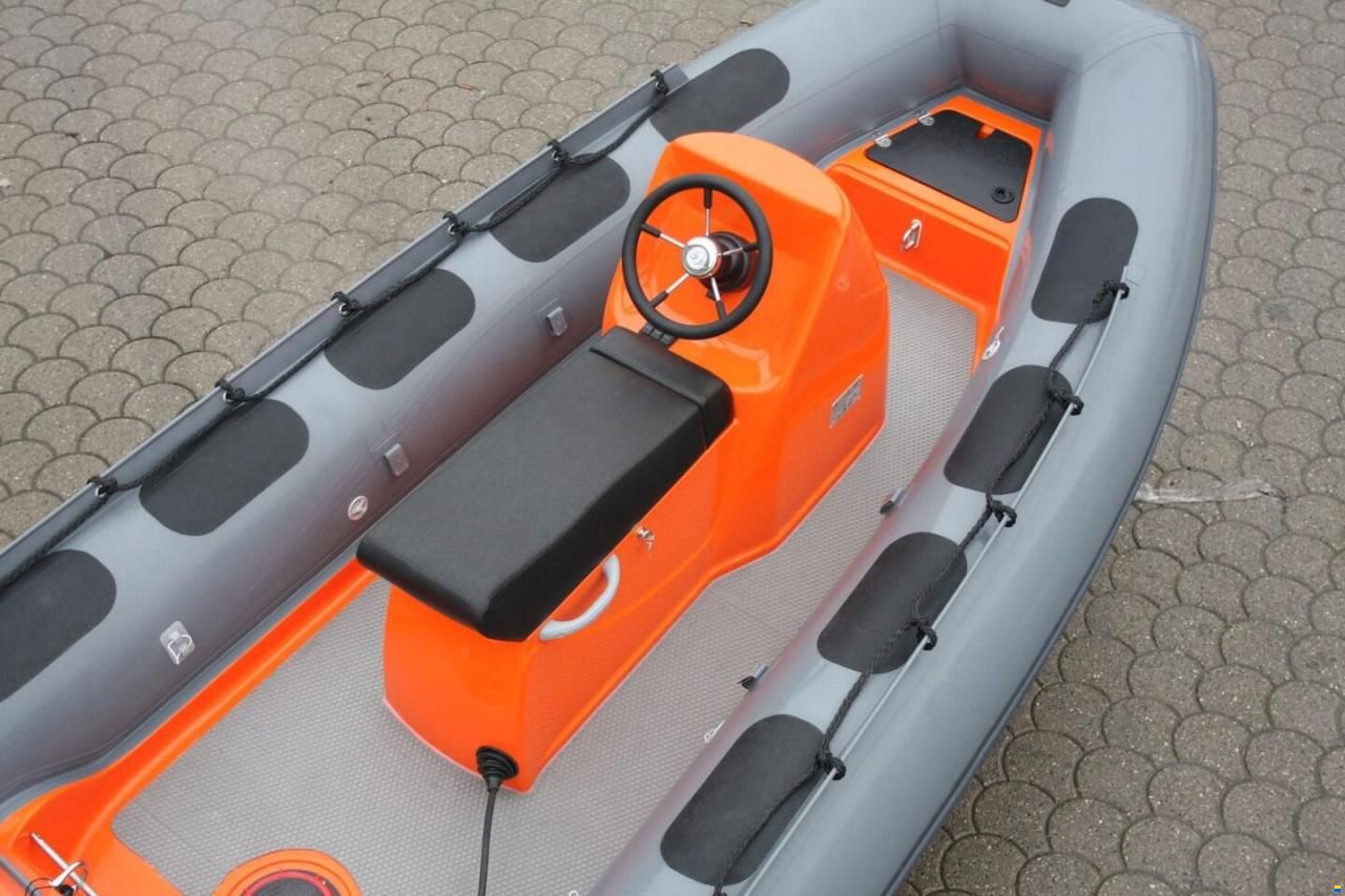 Capelli Tempest 430 Work