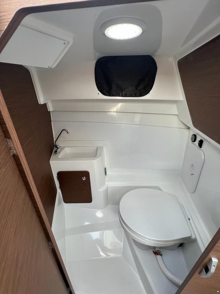 Beneteau Antares 7 OB V2