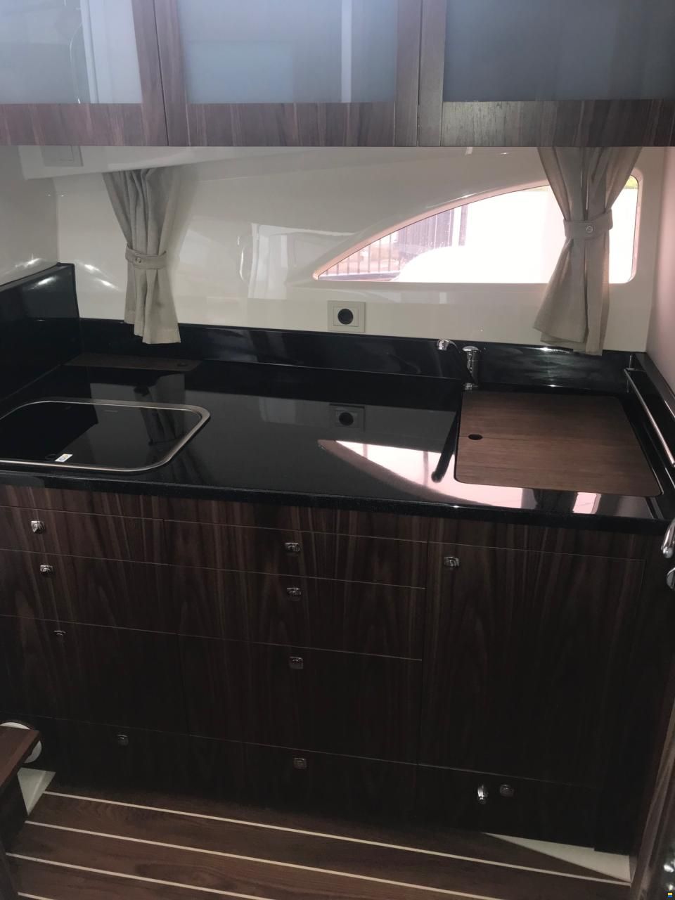 Marex 310 Sun Cruiser
