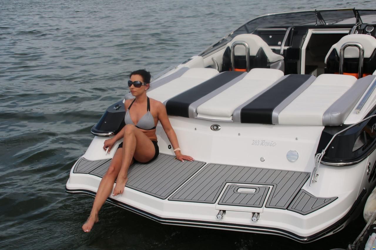 Viper 283 Toxxic