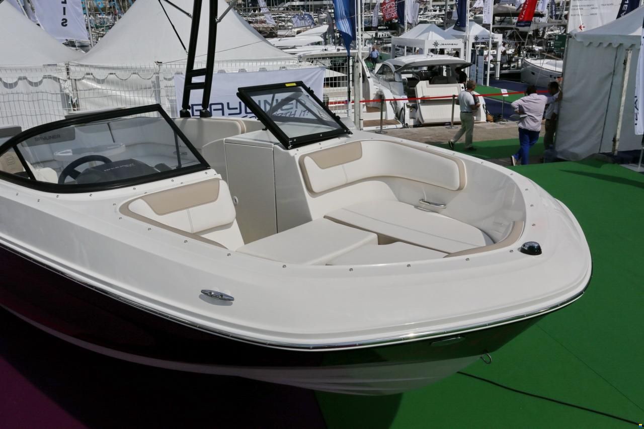 Bayliner VR6 IB