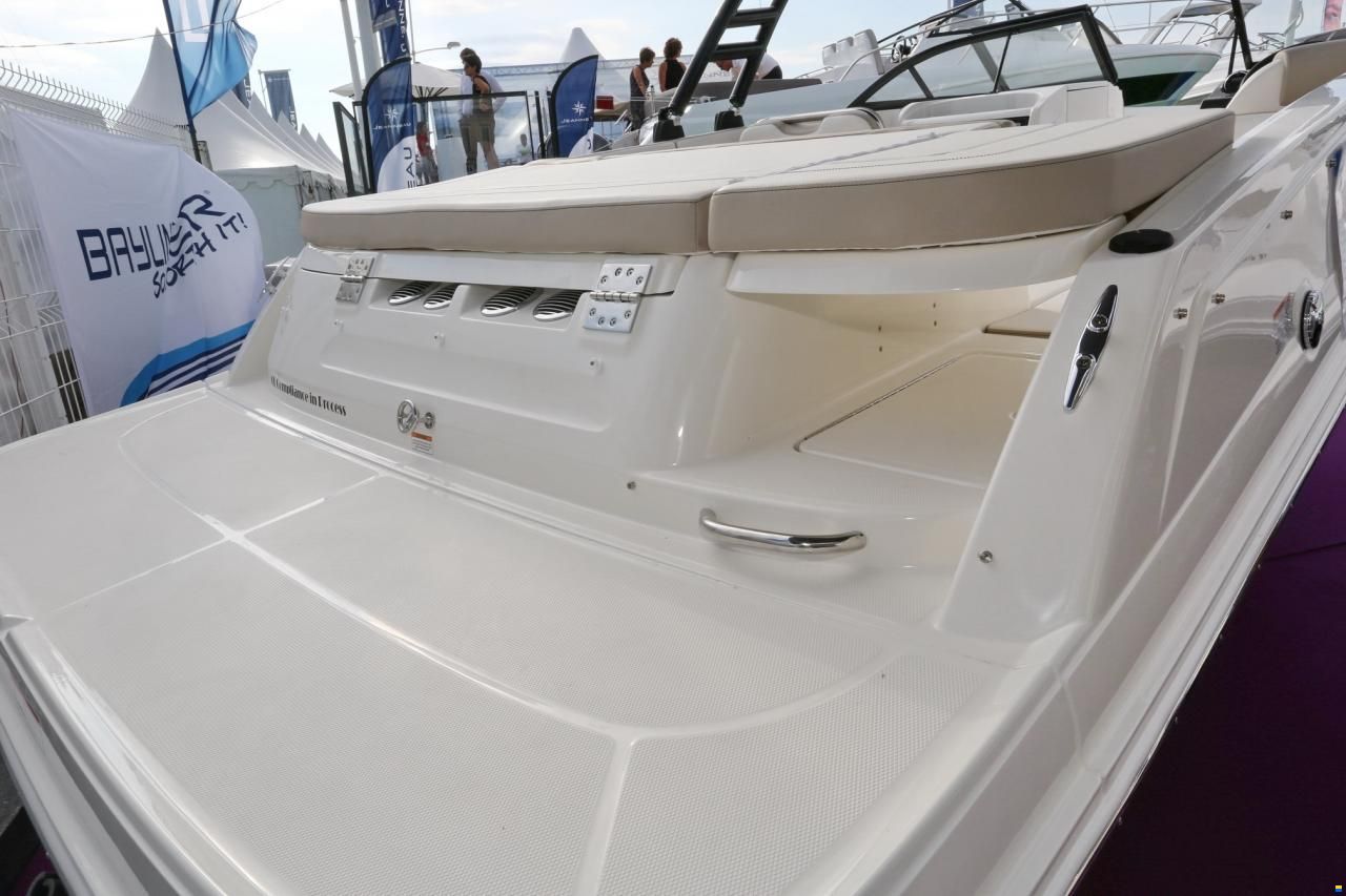 Bayliner VR6 IB