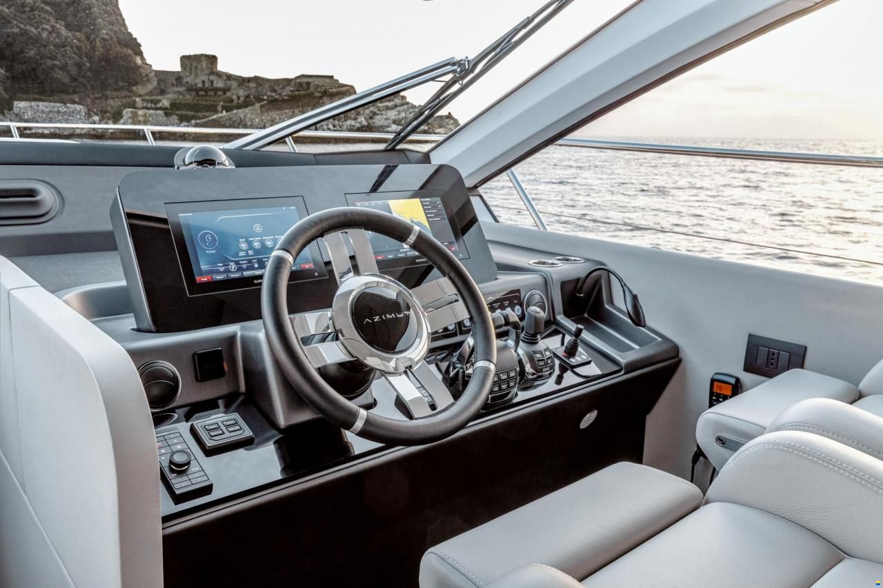 Azimut Fly 53