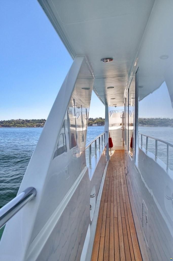 Selene 92 Explorer