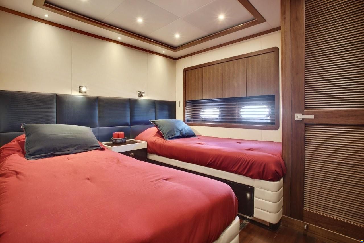 Selene 92 Explorer