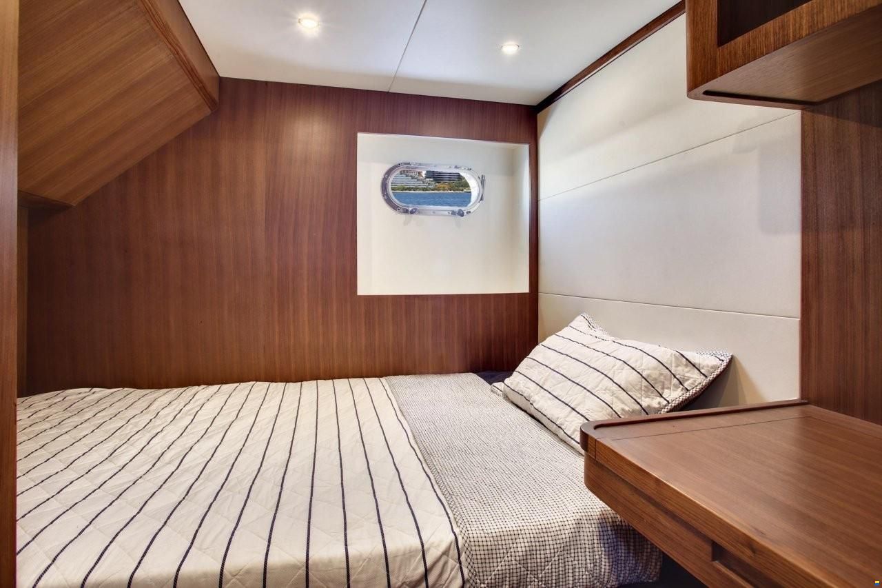 Selene 92 Explorer