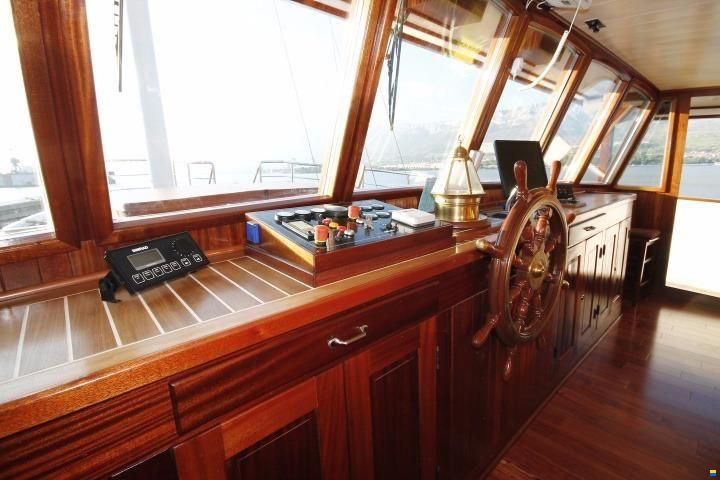 Marina Vinici Wooden Schooner Cruise Shi