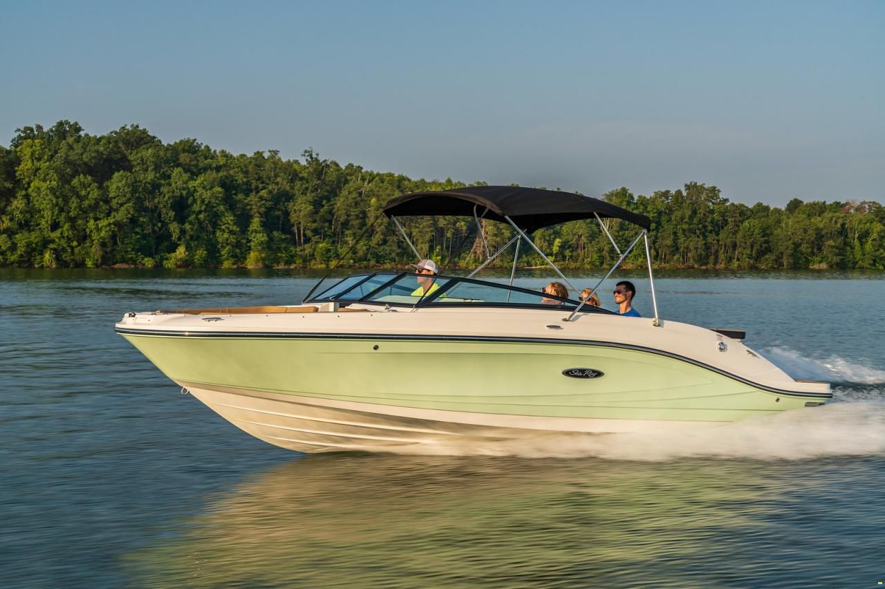 Sea Ray SPX 230