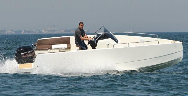 NUVA Yachts M6 Open