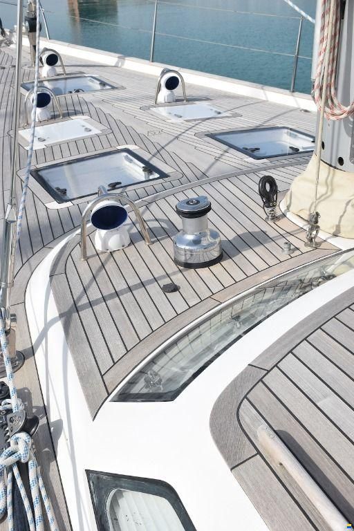 Hallberg-Rassy HR 64