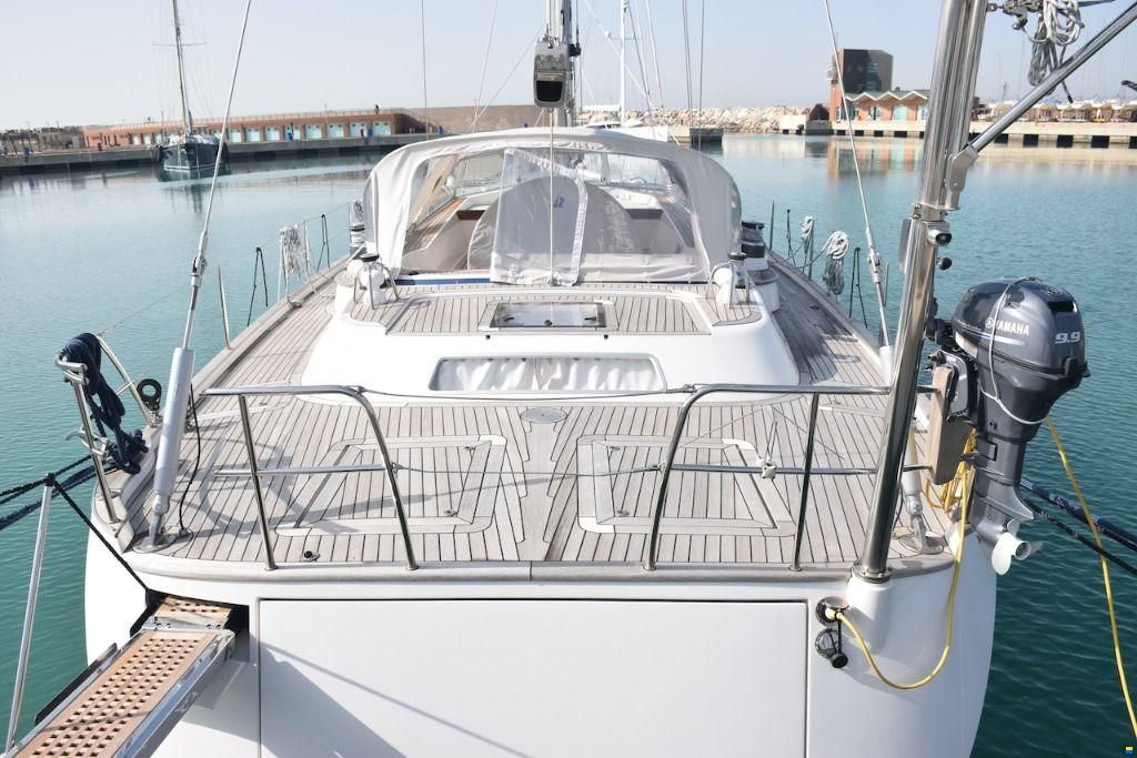 Hallberg-Rassy HR 64