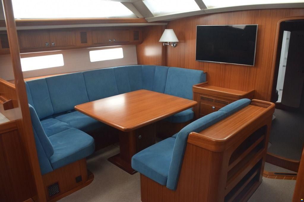 Hallberg-Rassy HR 64