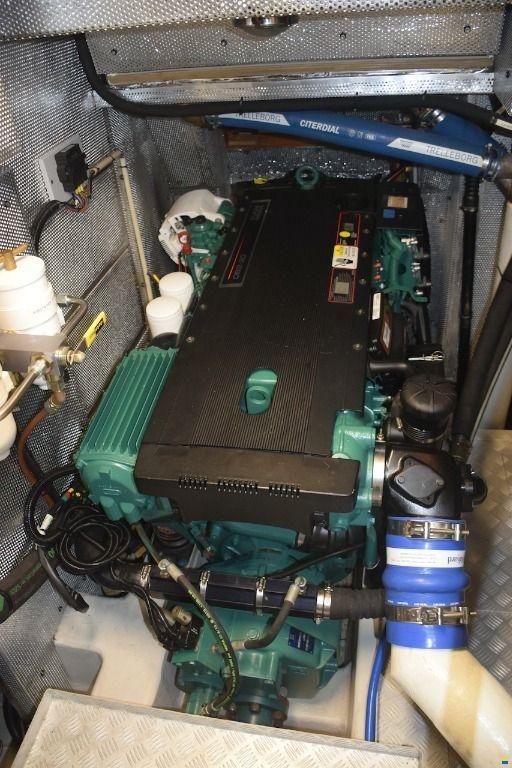Hallberg-Rassy HR 64