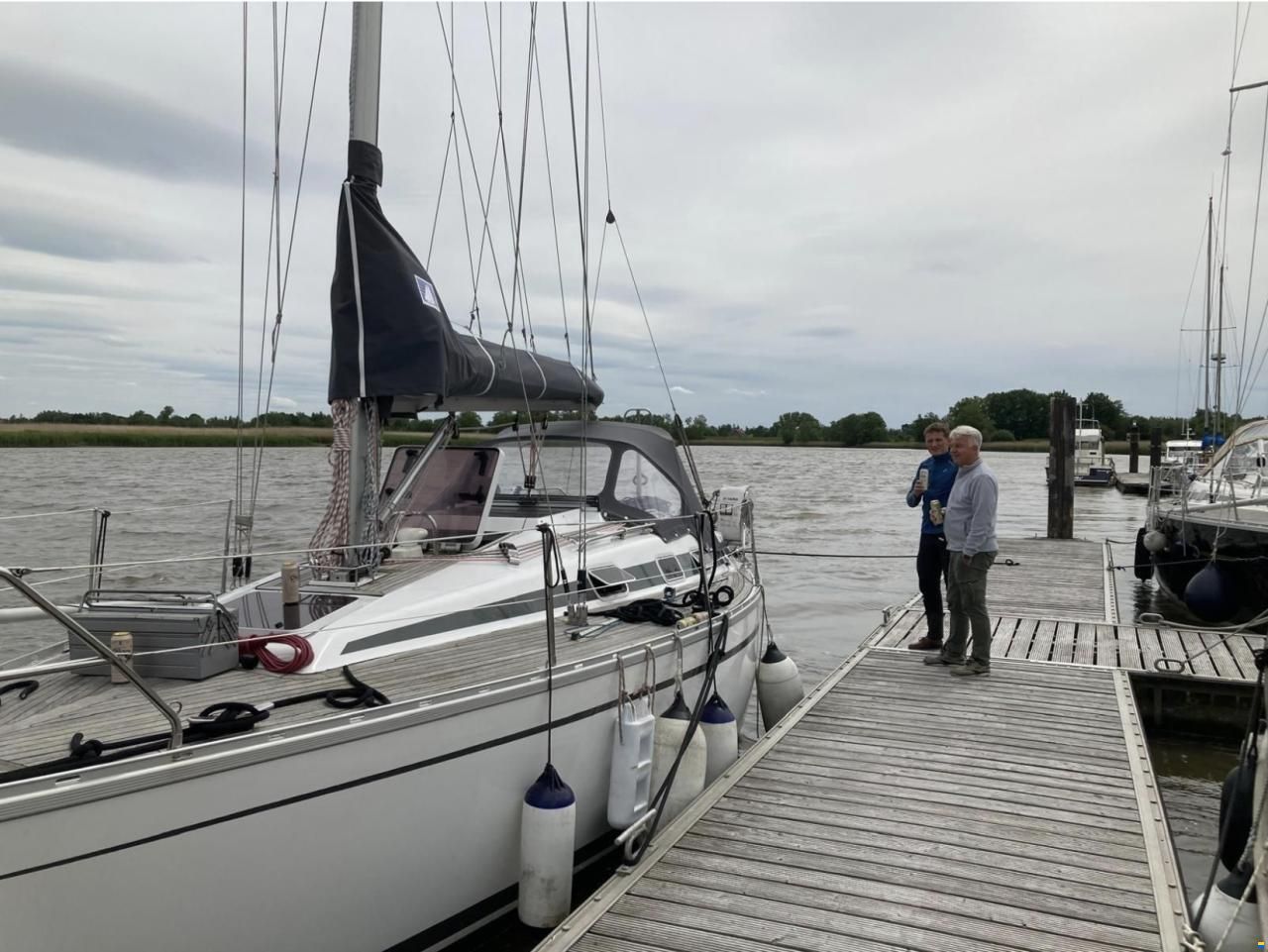 Bavaria 320
