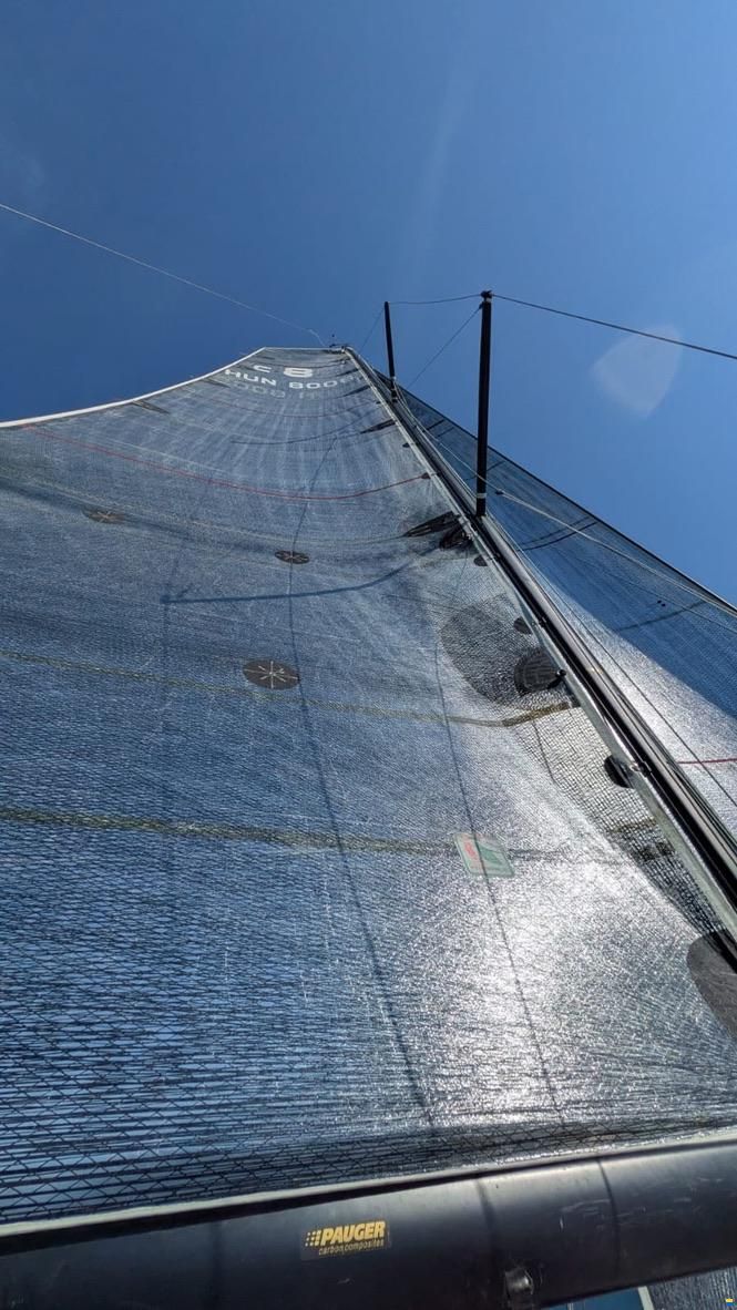 Code Code8 canting keel