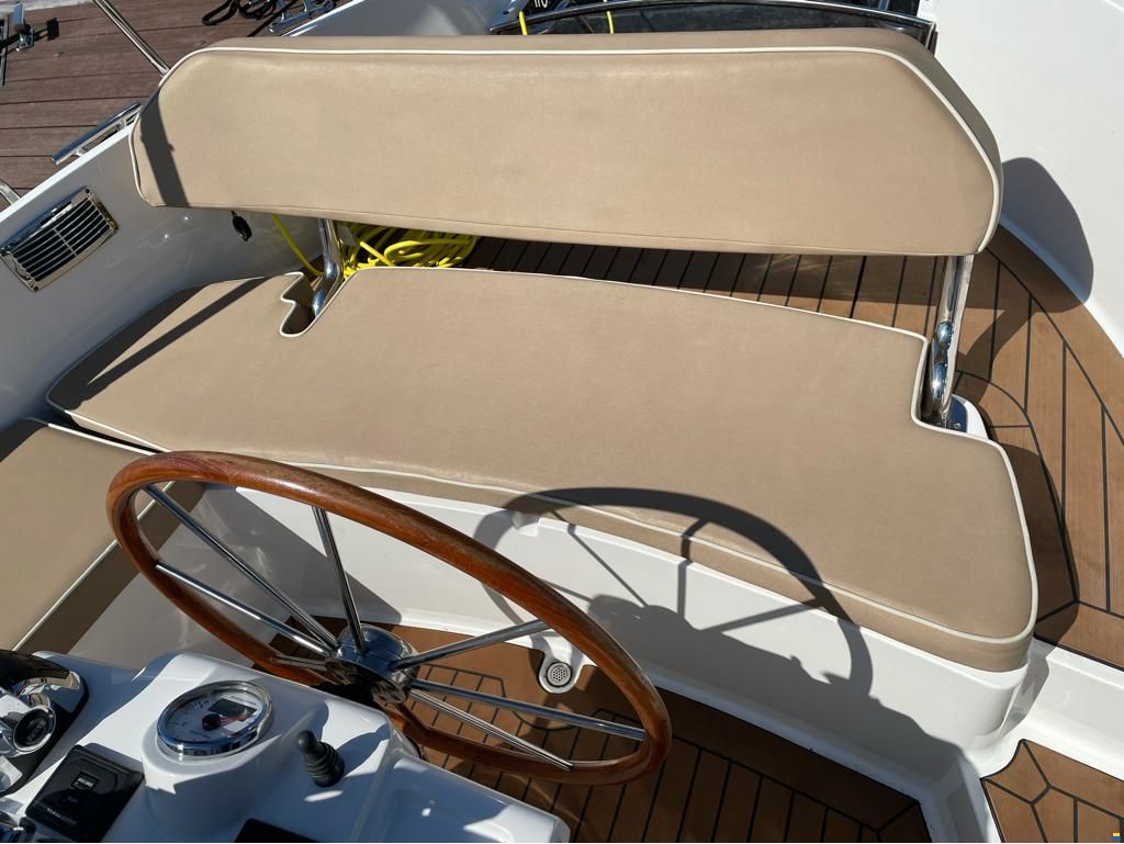 Interboat DE Intender 770